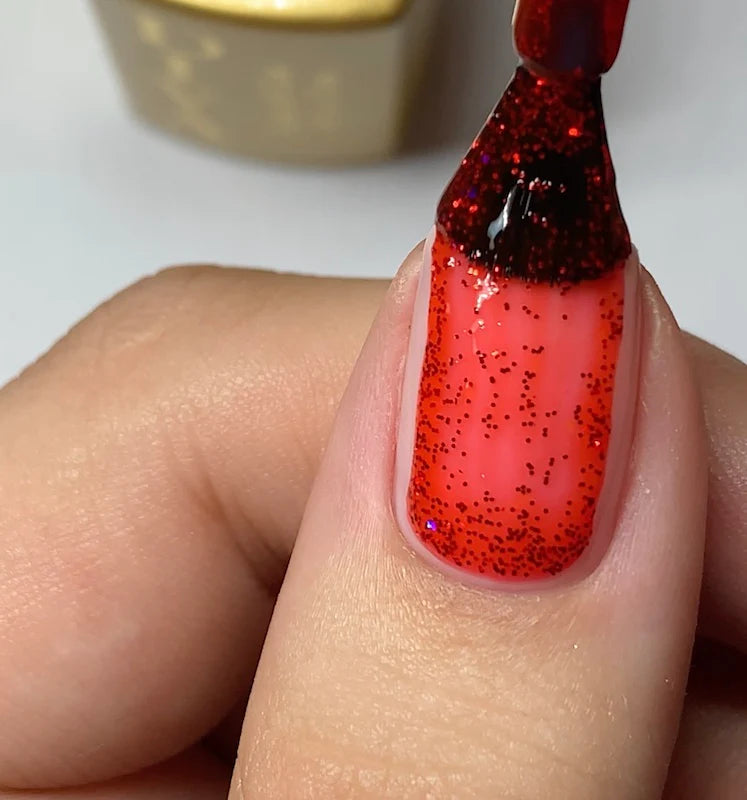 #031 - DND Diva Gel UV/LED Soak Off - Let's Go To Vegas