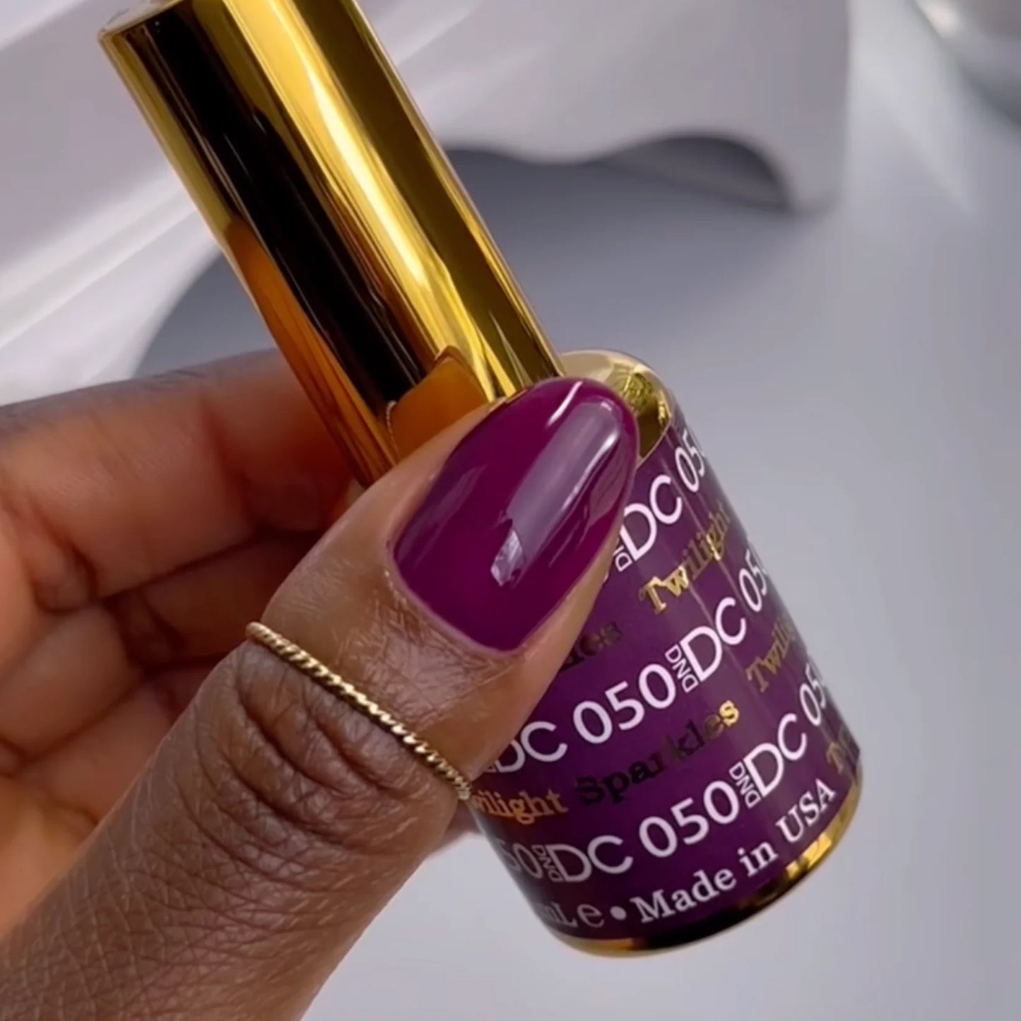 #050 - DND DC Gel UV/LED Soak Off - Twilight Sparkle