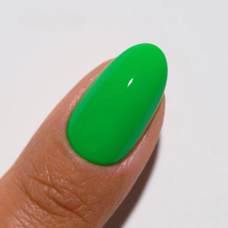 #192 - Esmalte en gel DND Diva UV/LED Soak Off - Verde césped