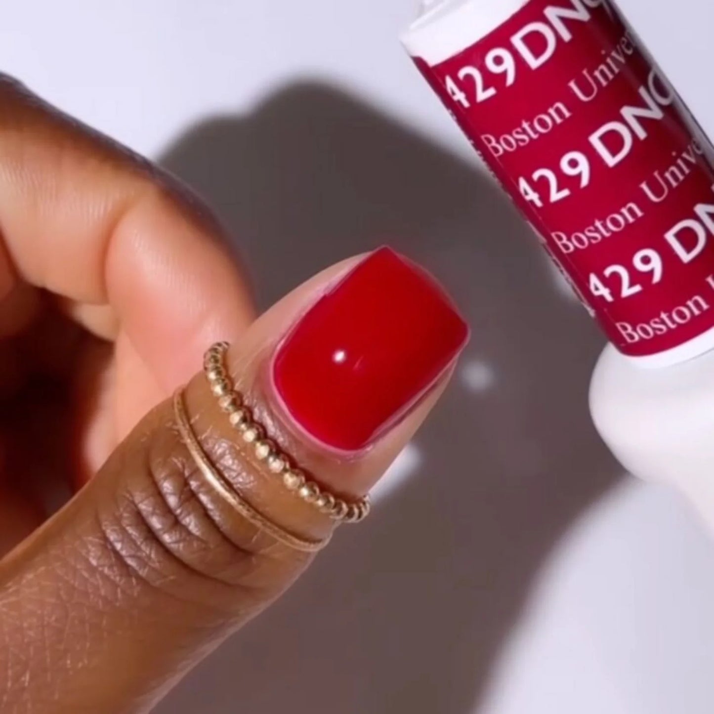 #429 - DND Daisy Gel UV/LED Soak Off - Boston University Red