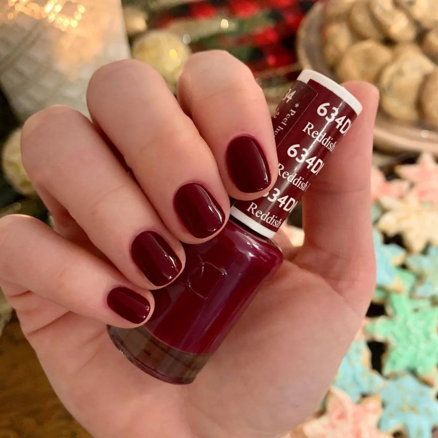 #634 - Esmalte en gel DND UV/LED Soak Off - Morado rojizo