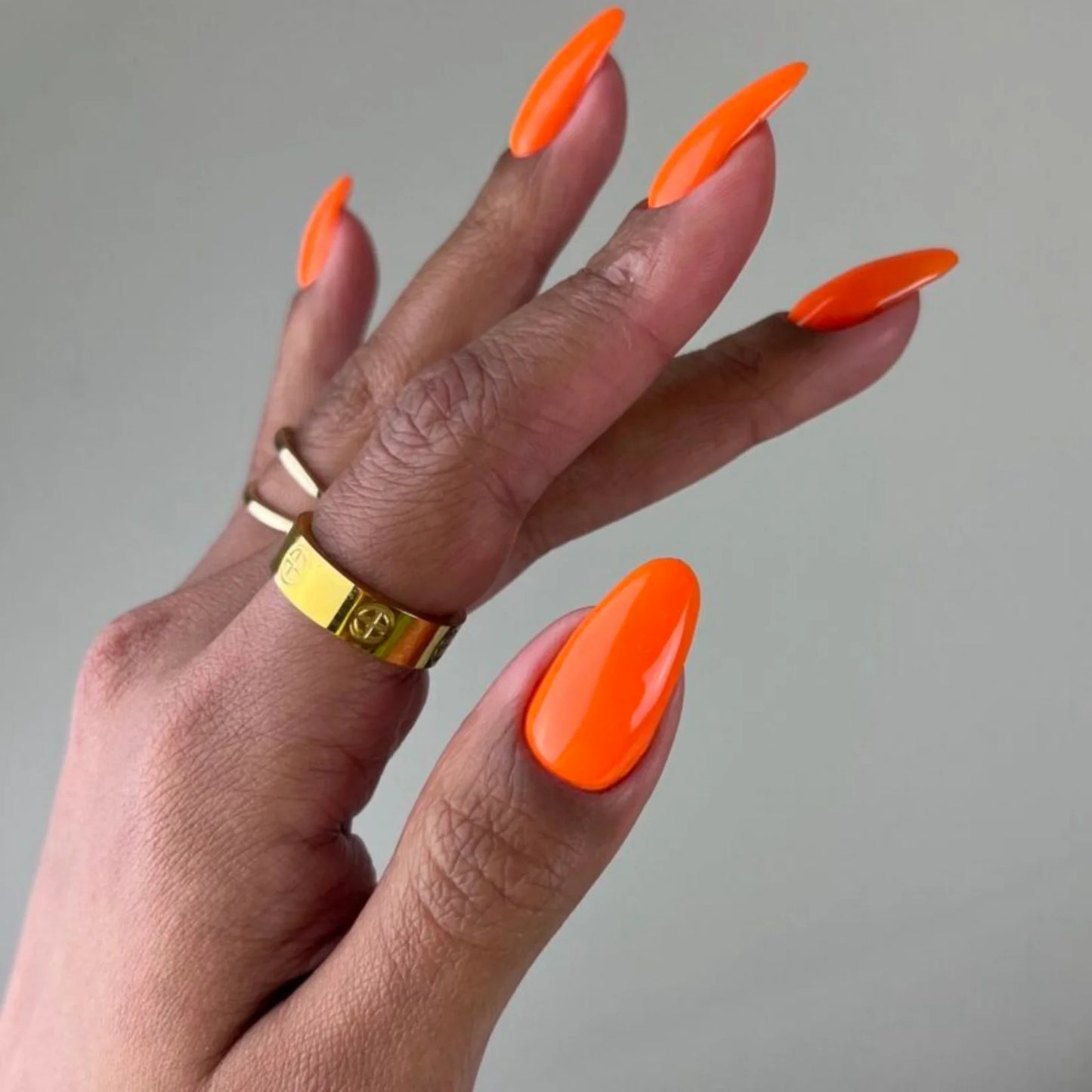 #713 - Esmalte en gel DND UV/LED Soak Off - Sorbete de naranja