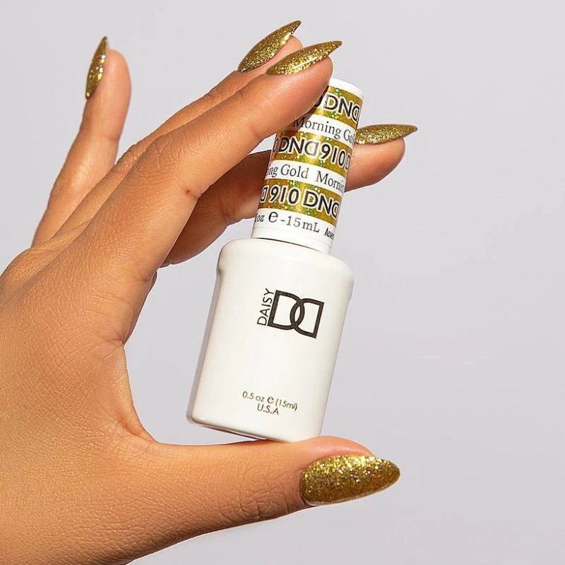 #910 - DND Daisy Gel UV/LED Soak Off - Morning Gold