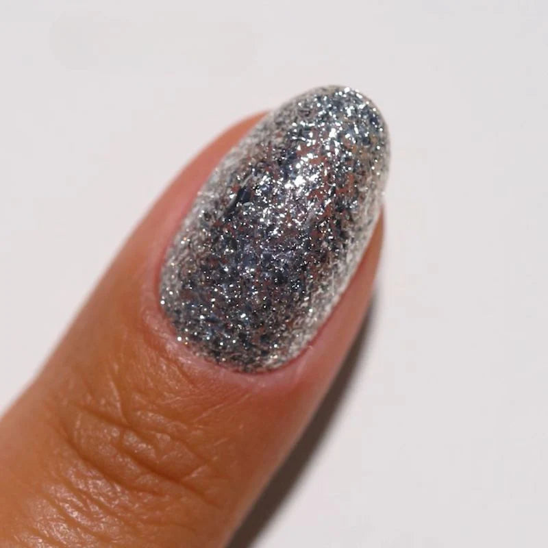 #026 - Esmalte en gel DND Diva UV/LED Soak Off - Smokey Shimmy