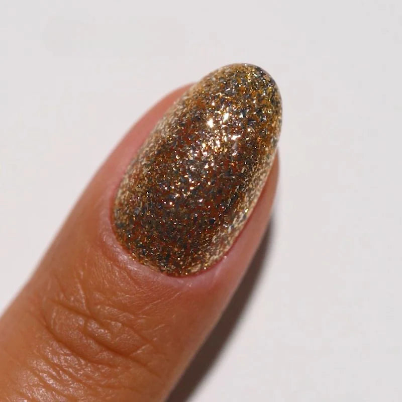 #028 - Esmalte en gel DND Diva UV/LED Soak Off - Listo para el baile
