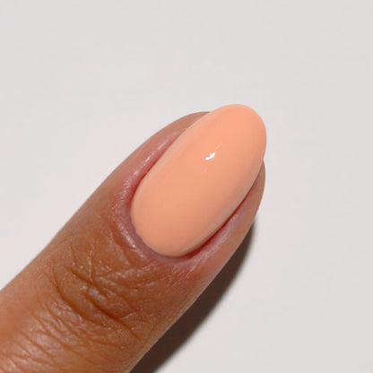 #071 - Esmalte en gel DND Diva UV/LED Soak Off - Albaricoque tostado