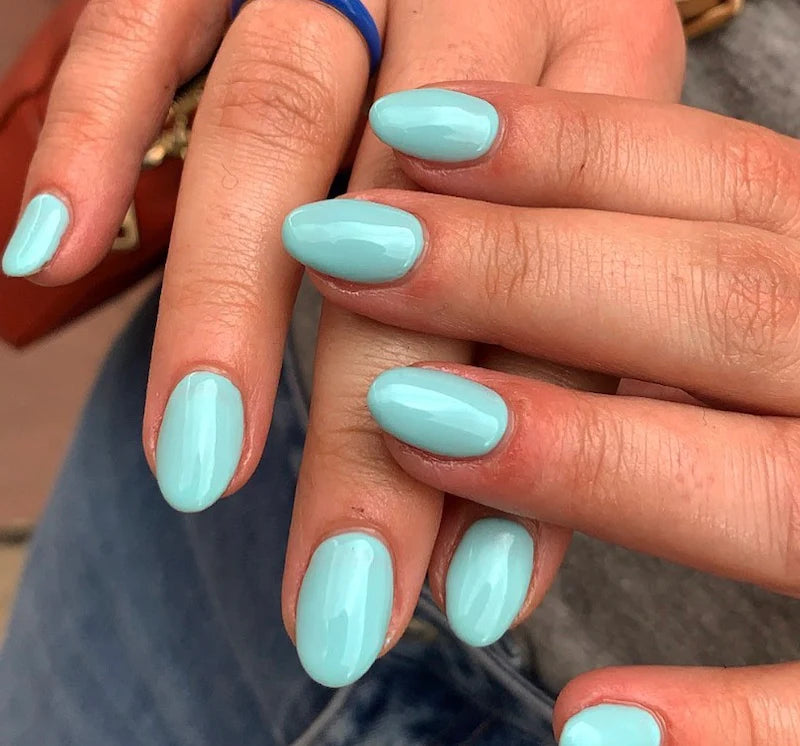 #125 - Esmalte de gel DND DC UV/LED Soak Off - Campo Ártico