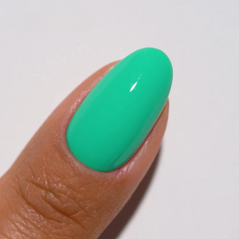 #193 - DND Diva Gel UV/LED Soak Off - Hot Girl Walks