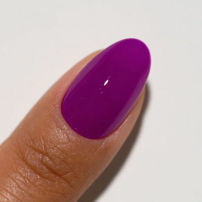 #227 - Esmalte en gel DND Diva UV/LED Soak Off - R U Jelly