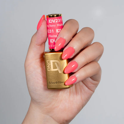 #231 - Esmalte en gel DND Diva UV/LED Soak Off - Blazing Berry