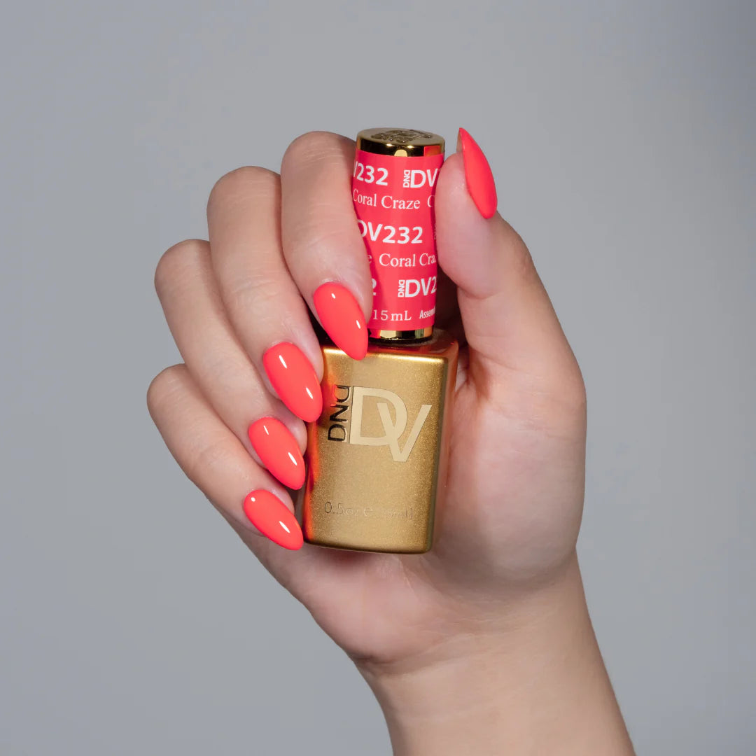 #232 - Esmalte en gel DND Diva UV/LED Soak Off - Coral Craze