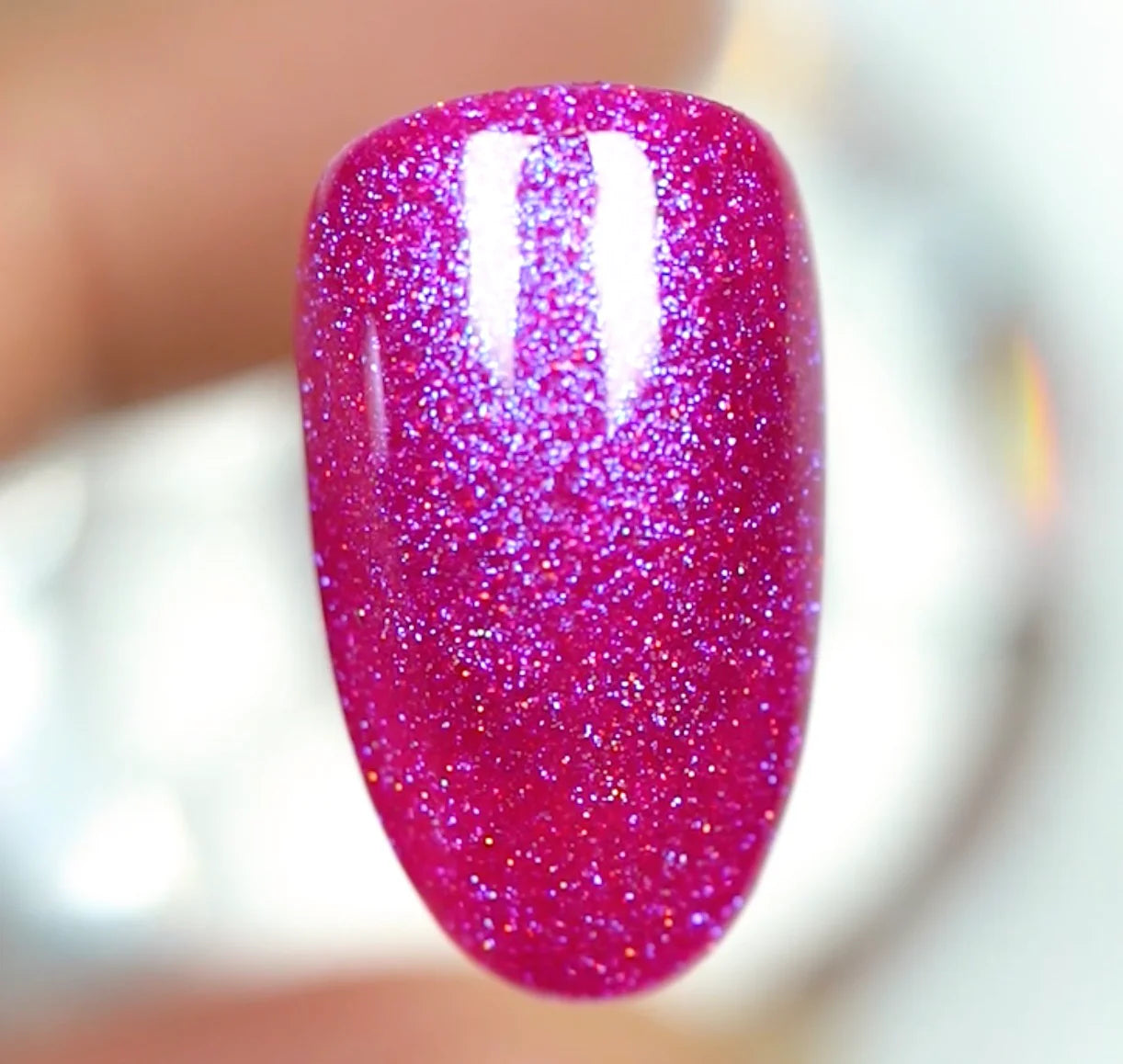 #244 - DND DC Gel UV/LED Soak Off - Rojo Violeta