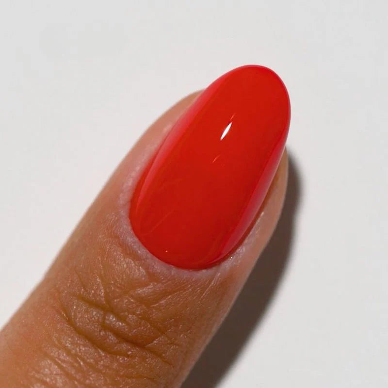 #249 - Esmalte en gel DND Diva UV/LED Soak Off - Rojo-Y o no