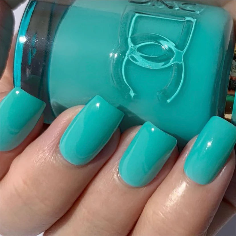 #255 - DND DC Gel UV/LED Soak Off - En busca del verano