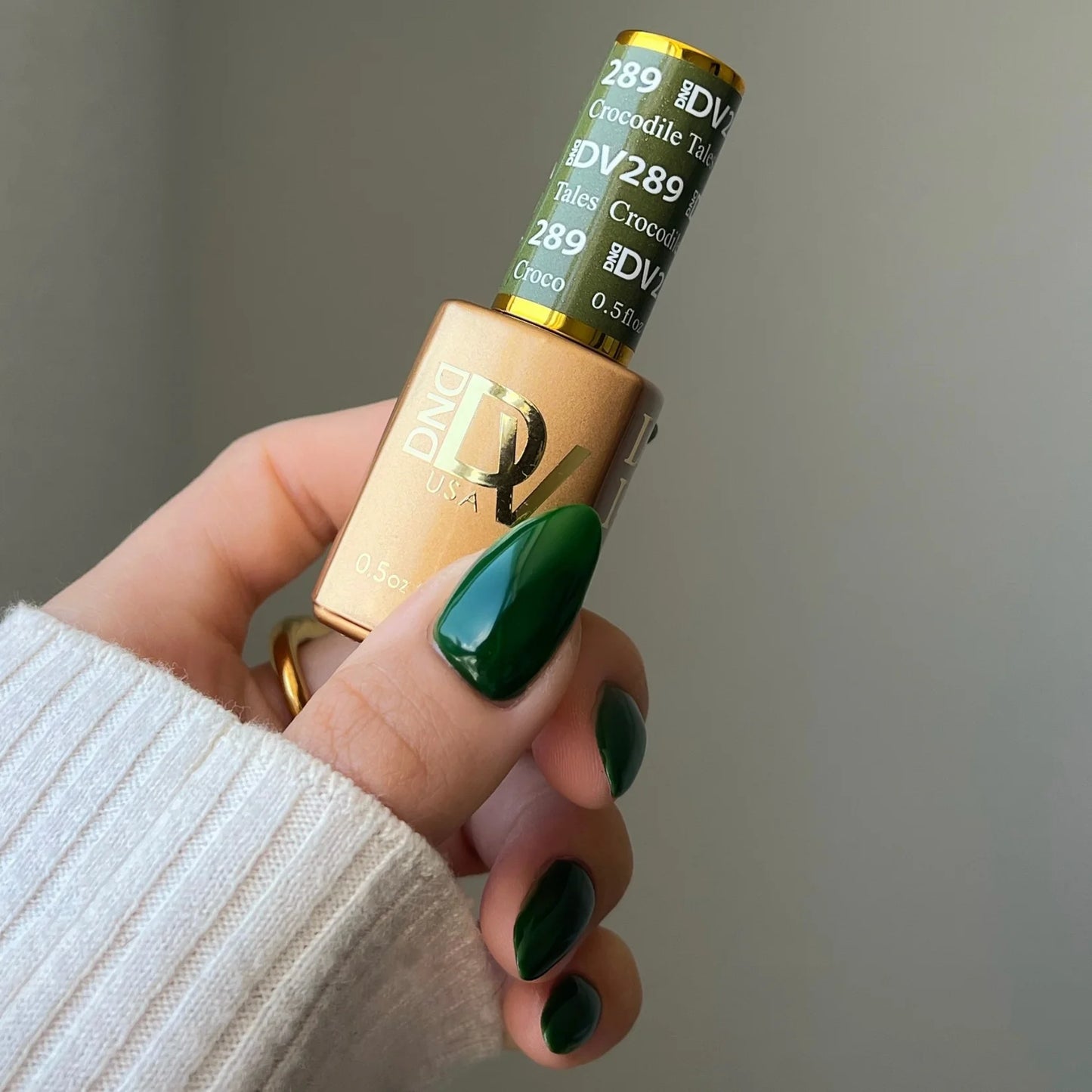 #289 - Esmalte en gel DND Diva UV/LED Soak Off - Crocodile Tales