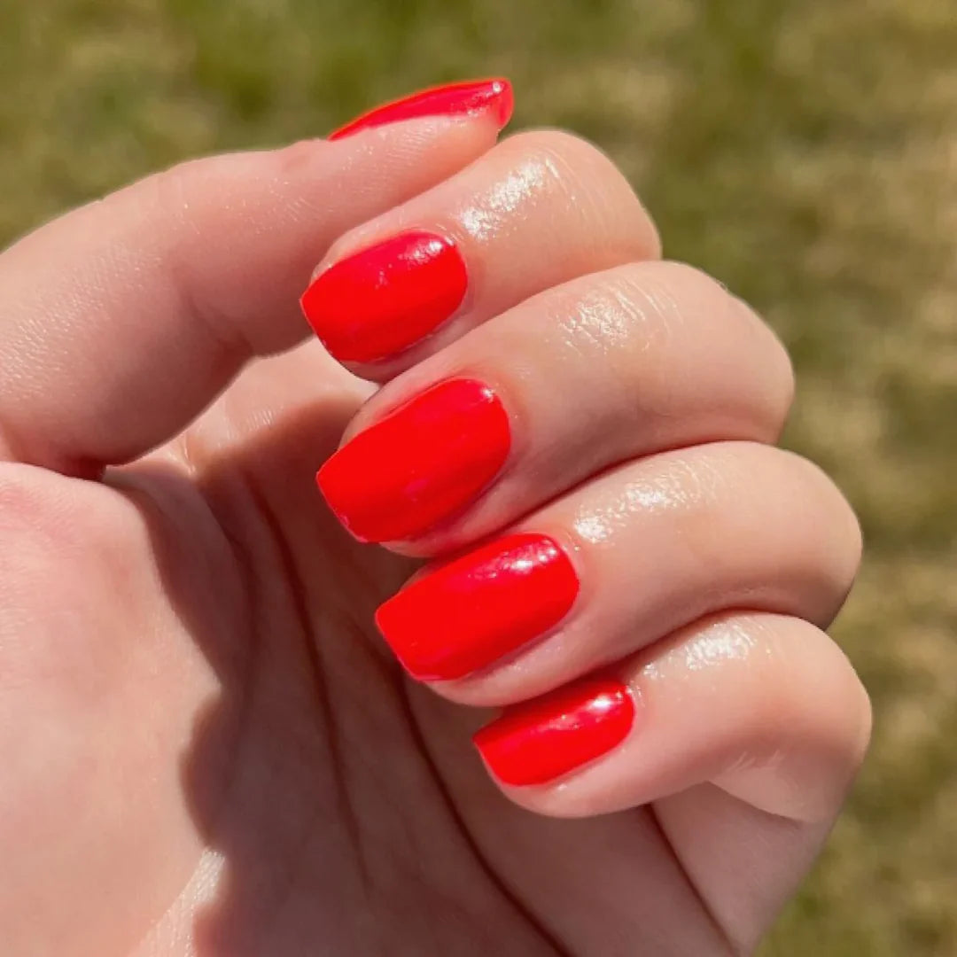 #474 - Esmalte en gel DND UV/LED Soak Off - Rojo llamativo