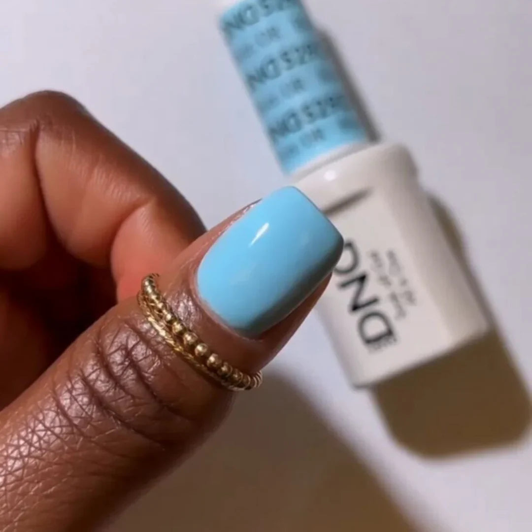 #529 - Esmalte en gel DND UV/LED Soak Off - Río Azul