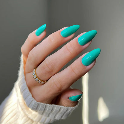 #533 - Esmalte en gel DND UV/LED Soak Off - Greenwich