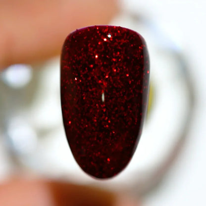 #548 - DND Daisy Gel UV/LED Soak Off - Red Carpet