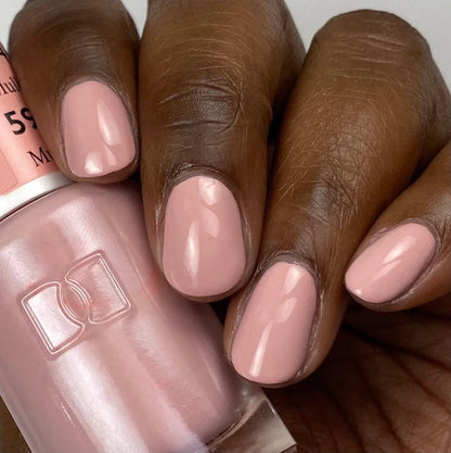 #594 - Esmalte en gel DND UV/LED Soak Off - Mora