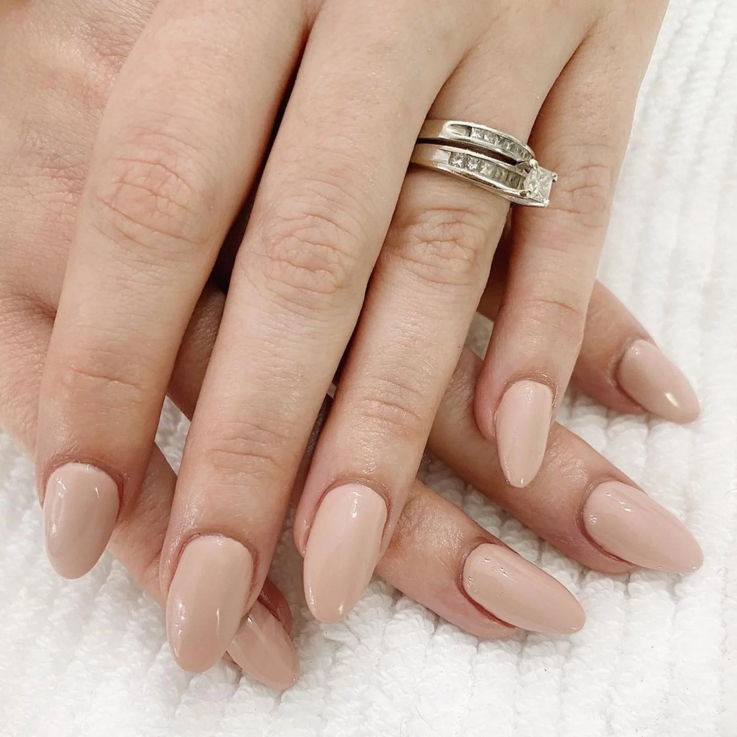 #616 - Esmalte en gel DND UV/LED Soak Off - Crema Habana