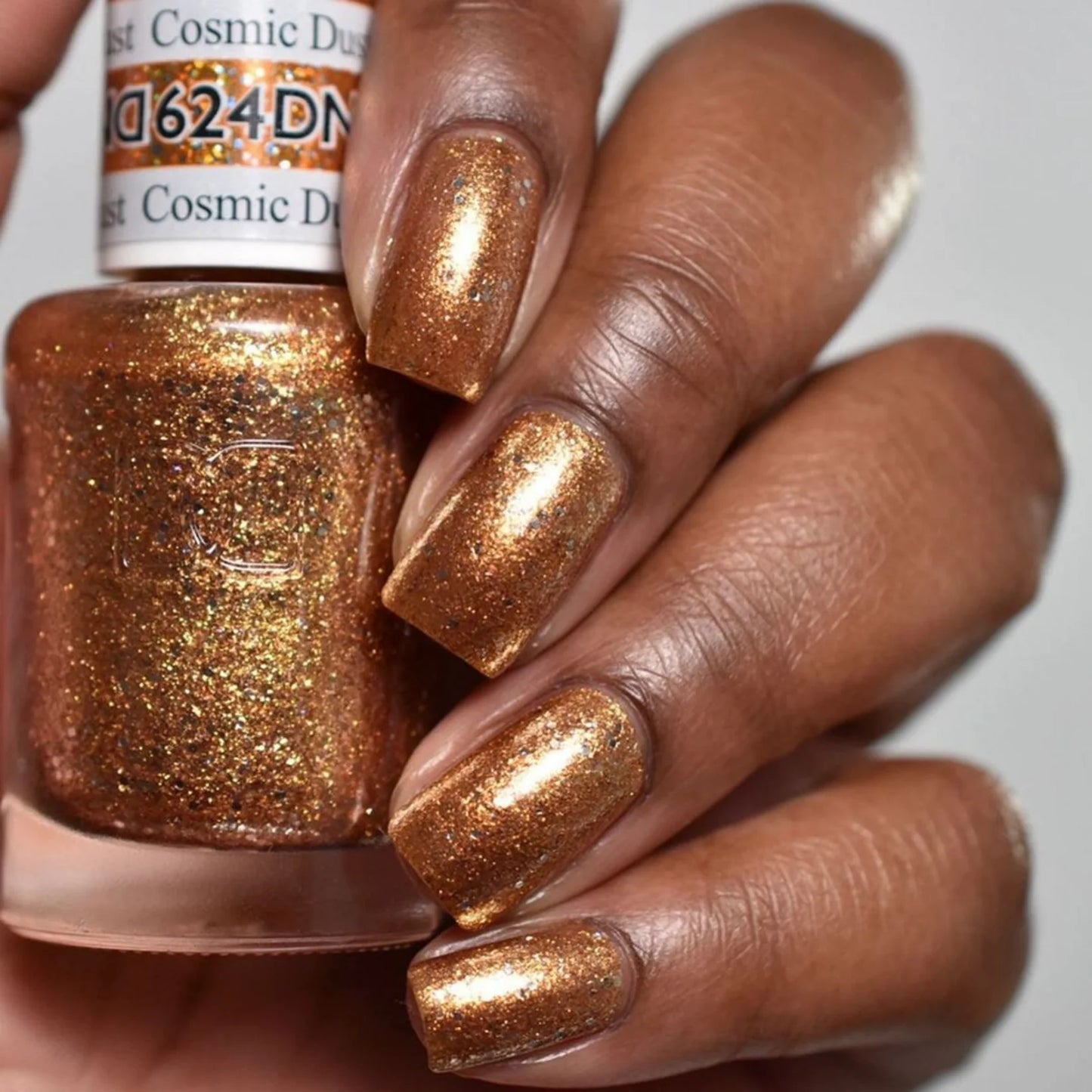 #624 - Esmalte en gel DND UV/LED Soak Off - Polvo cósmico