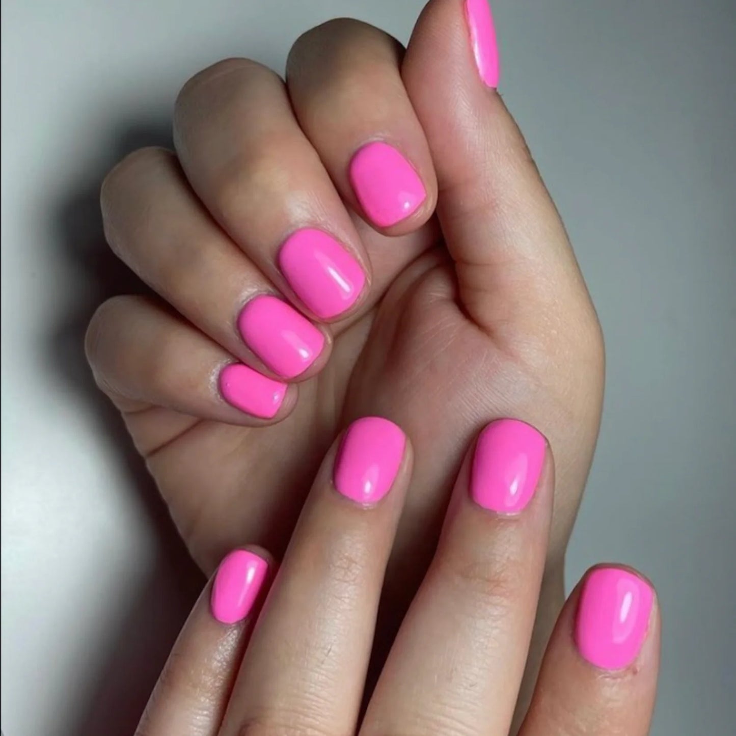 #644 - Esmalte en gel DND UV/LED Soak Off - Pinkie Promise