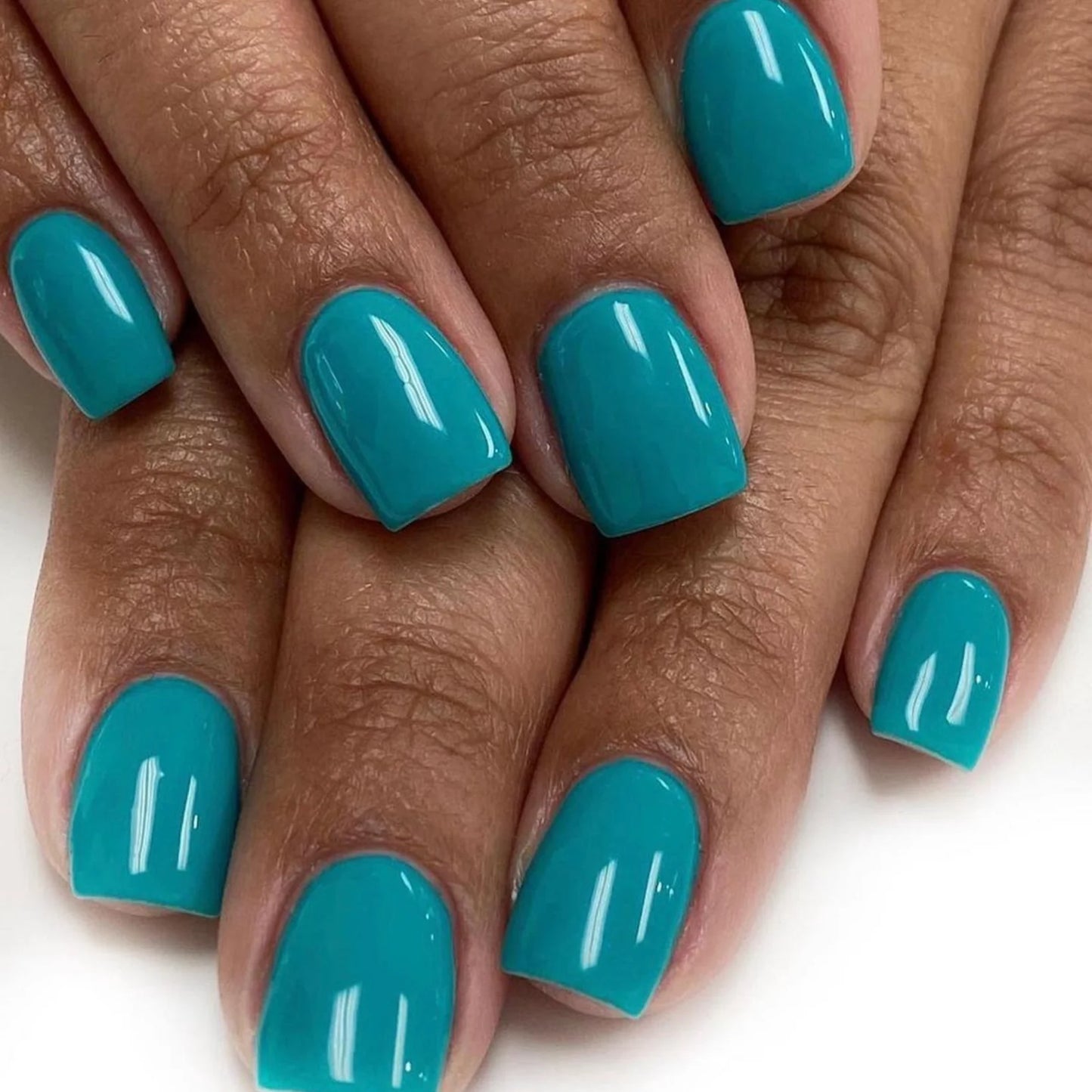 #665 - Esmalte en gel DND UV/LED Soak Off - Verde pino