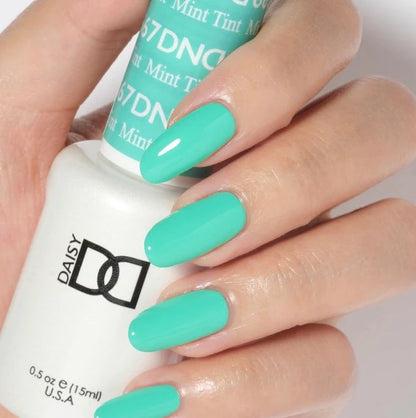 #667 - Esmalte en gel DND UV/LED Soak Off - Tono menta