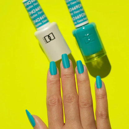 #669 - Esmalte en gel DND UV/LED Soak Off - Zafiro feroz