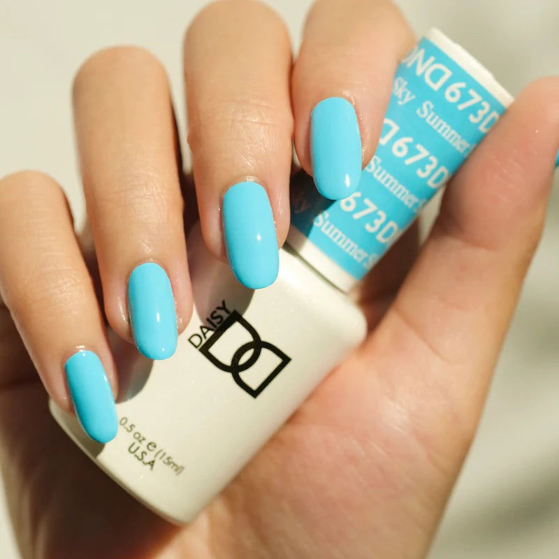 #673 - Esmalte en gel DND UV/LED Soak Off - Cielo de verano