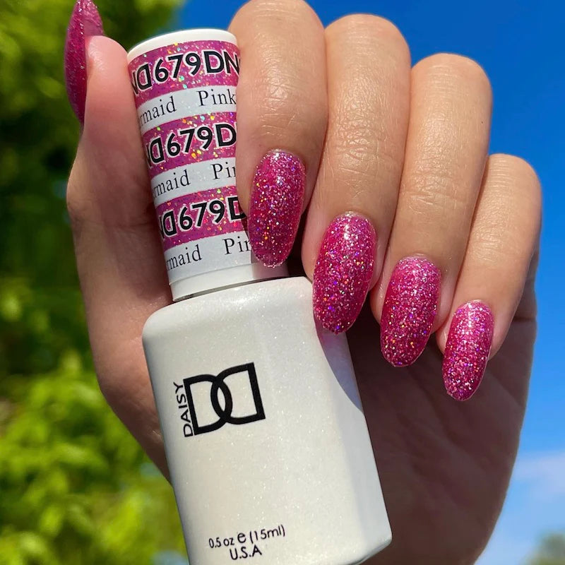 #679 - Esmalte en gel DND UV/LED Soak Off - Sirena rosa