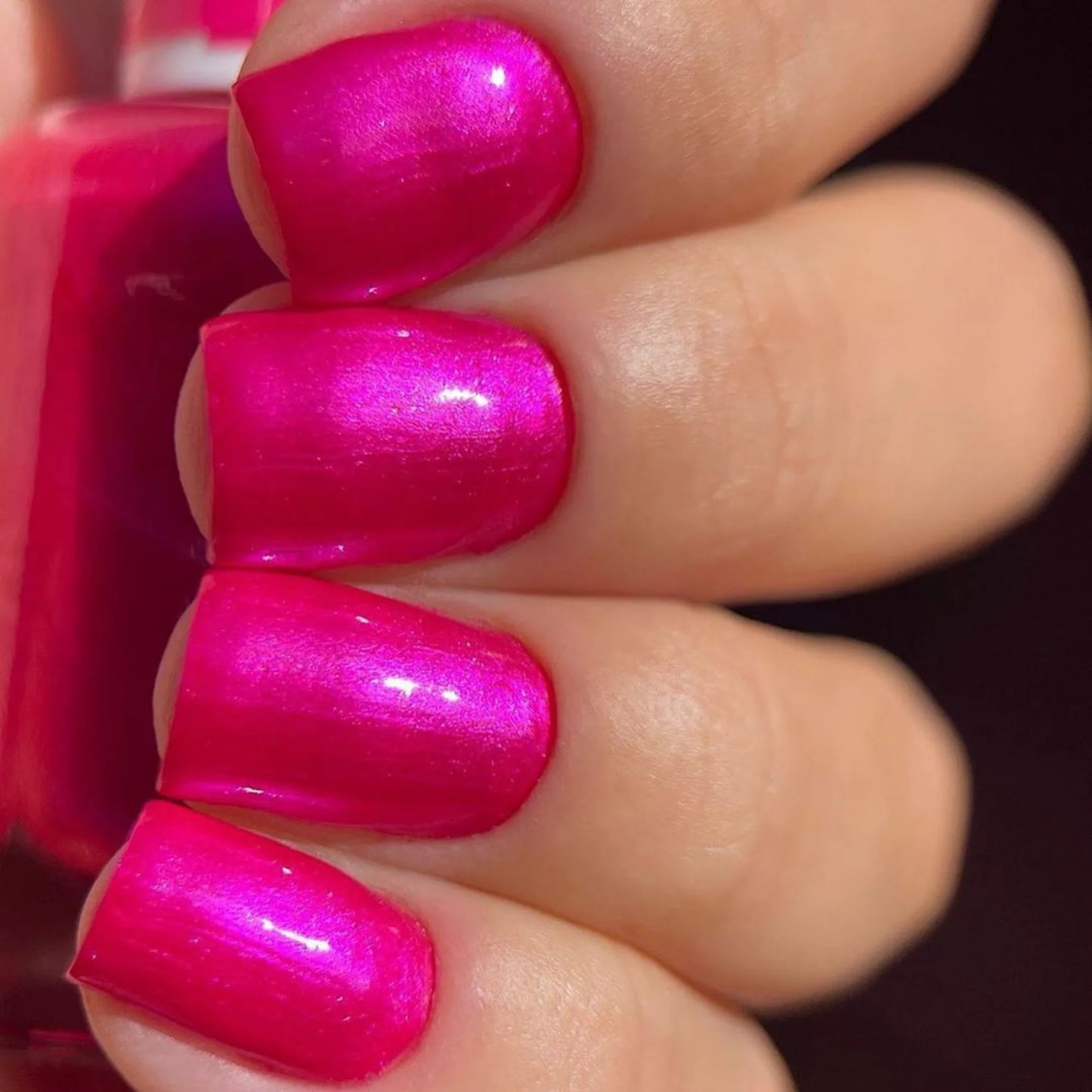 #685 - Esmalte en gel DND UV/LED Soak Off - Nova Pinky
