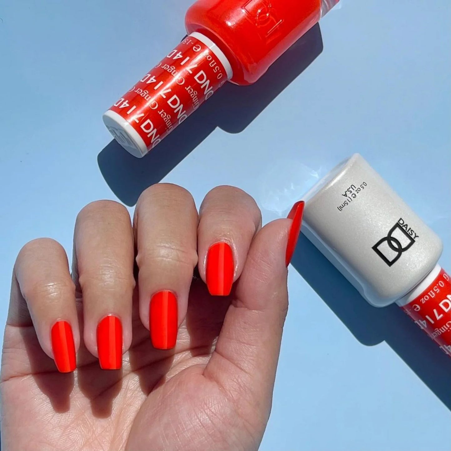 #714 - Esmalte en gel DND UV/LED Soak Off - Jengibre