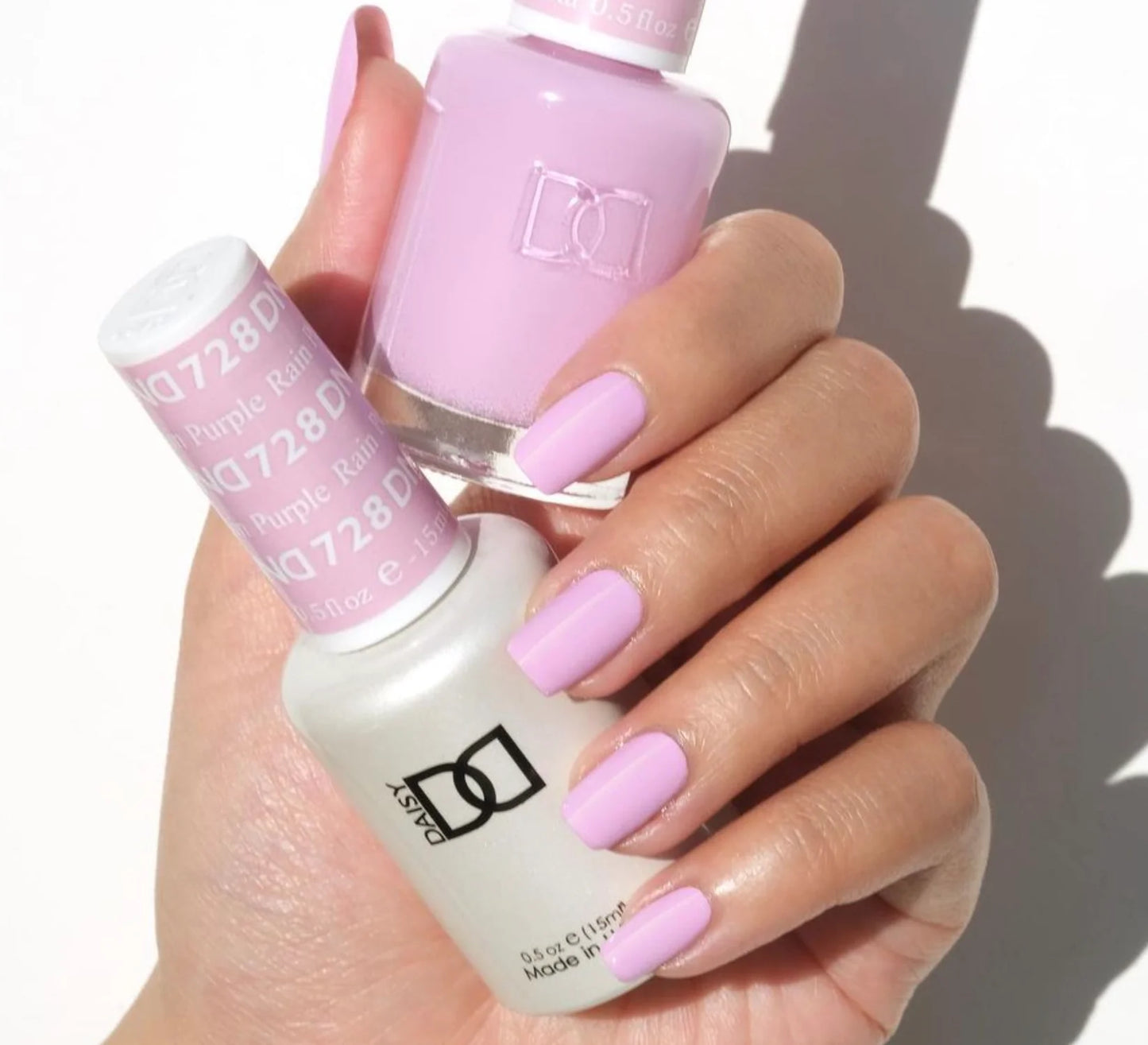 #728 - Esmalte en gel DND UV/LED Soak Off - Lluvia púrpura