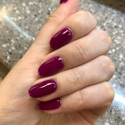 #731 - Esmalte en gel DND UV/LED Soak Off - Ciruela