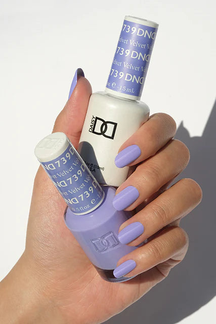 #739 - Esmalte en gel DND UV/LED Soak Off - Terciopelo