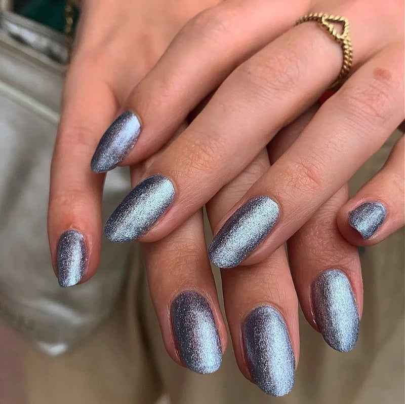 #778 - Esmalte en gel DND UV/LED Soak Off - Bizzy Blizzard