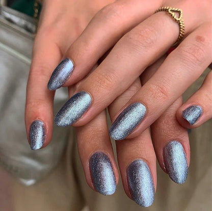 #778 - Esmalte en gel DND UV/LED Soak Off - Bizzy Blizzard