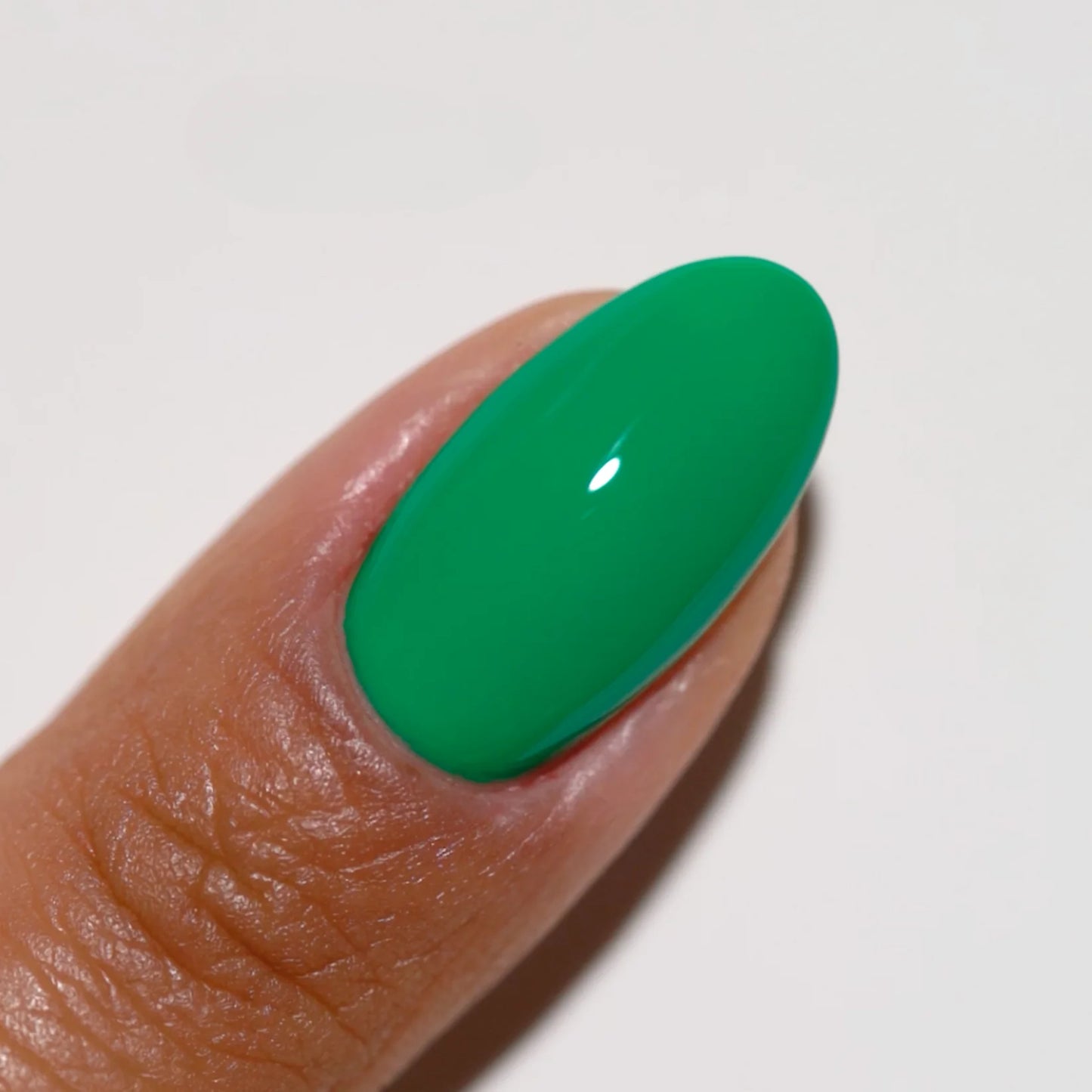 #790 - Esmalte en gel DND UV/LED Soak Off - Verde divino