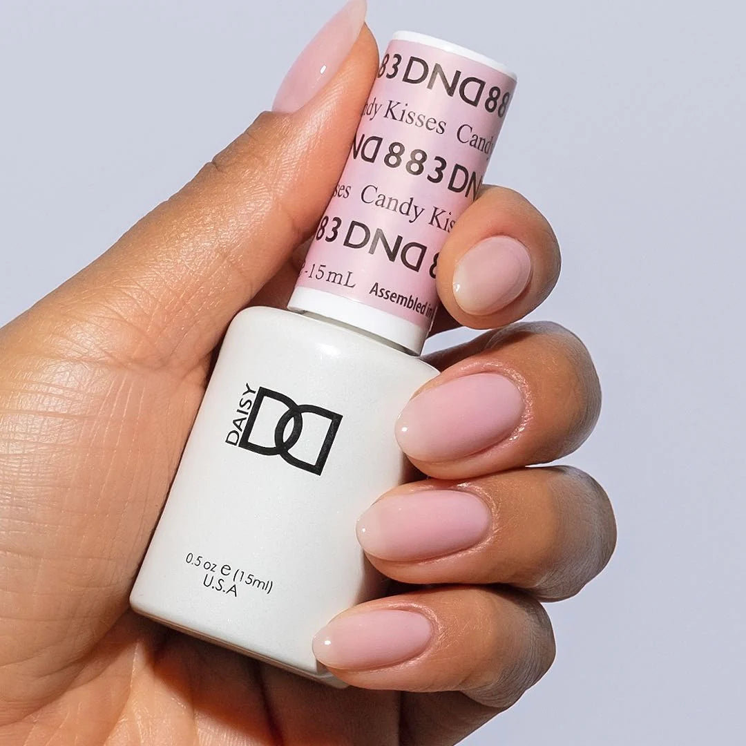 #883 - Esmalte en gel DND UV/LED Soak Off - Candy Kisses