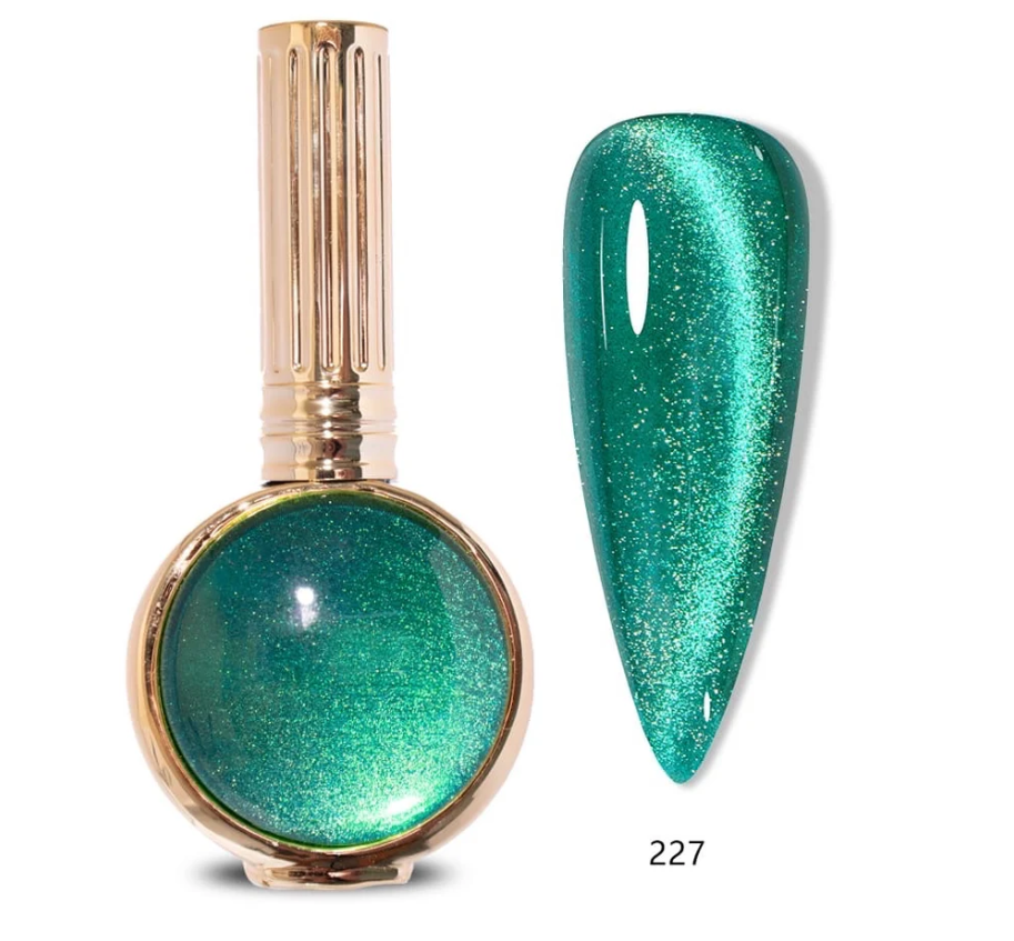 227 - Hang Starry Cat Eye - Emerald Nebula