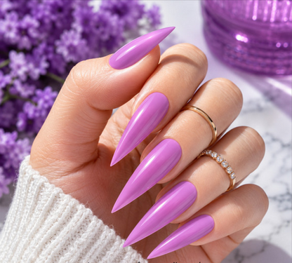 #061 Girl Dinner - DND HEMA & TPO-free Gel & Lacquer